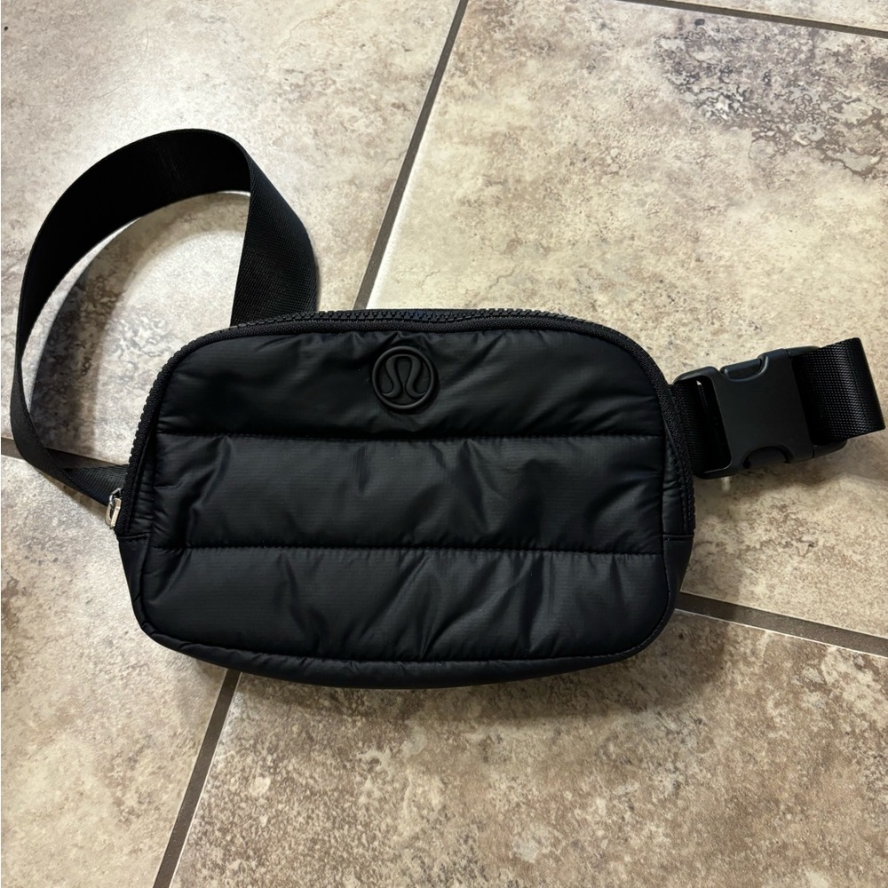 Lululemon Black Puffer Belt Bag